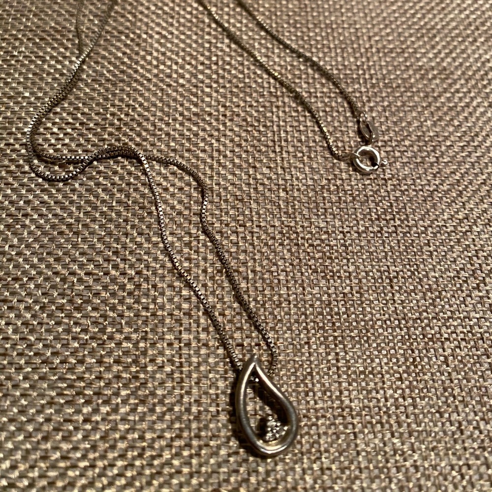 Silver & diamond necklace